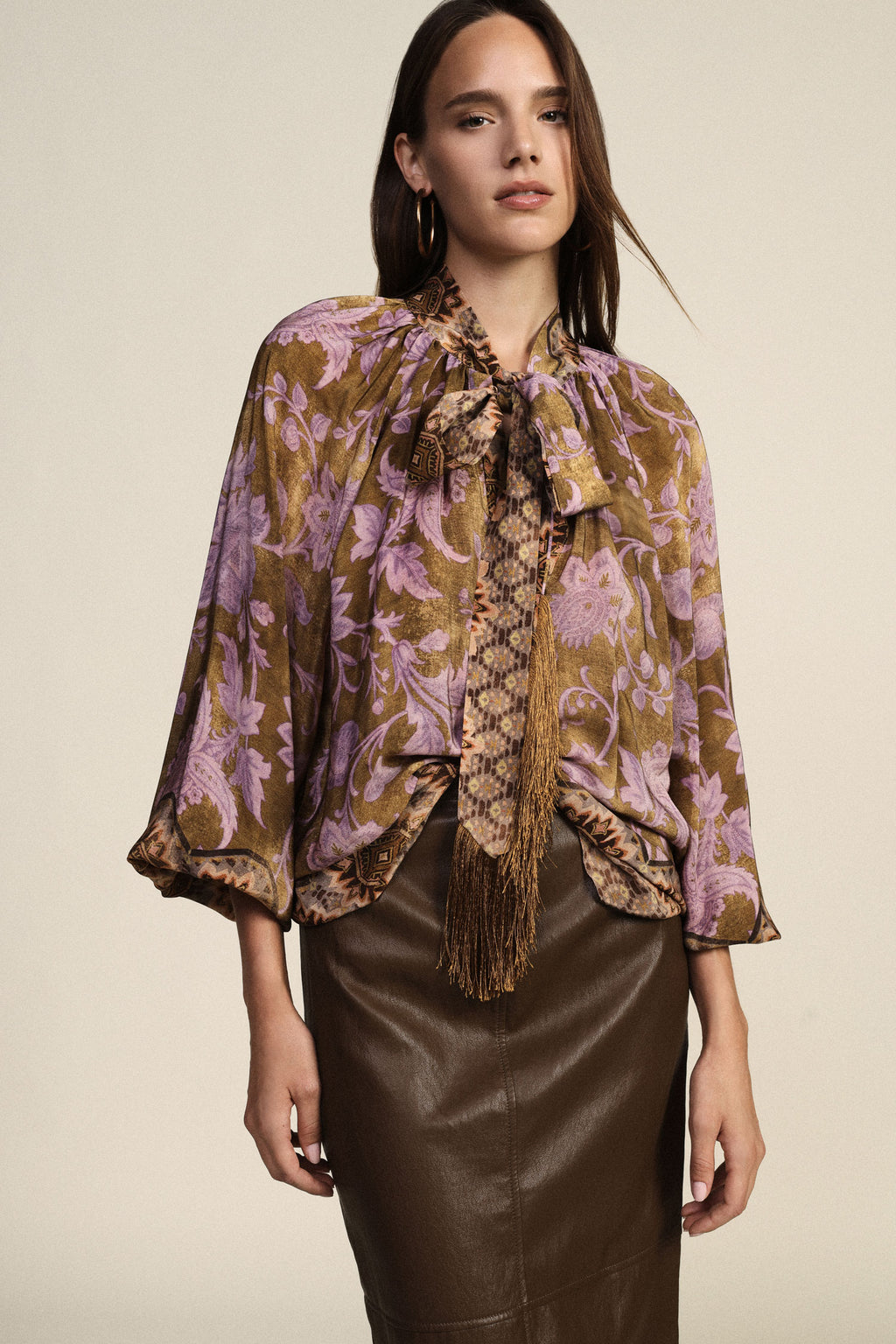 Dixie CFIP2AVA - Blusa stampa floreale con fiocco e frange - Foto 1