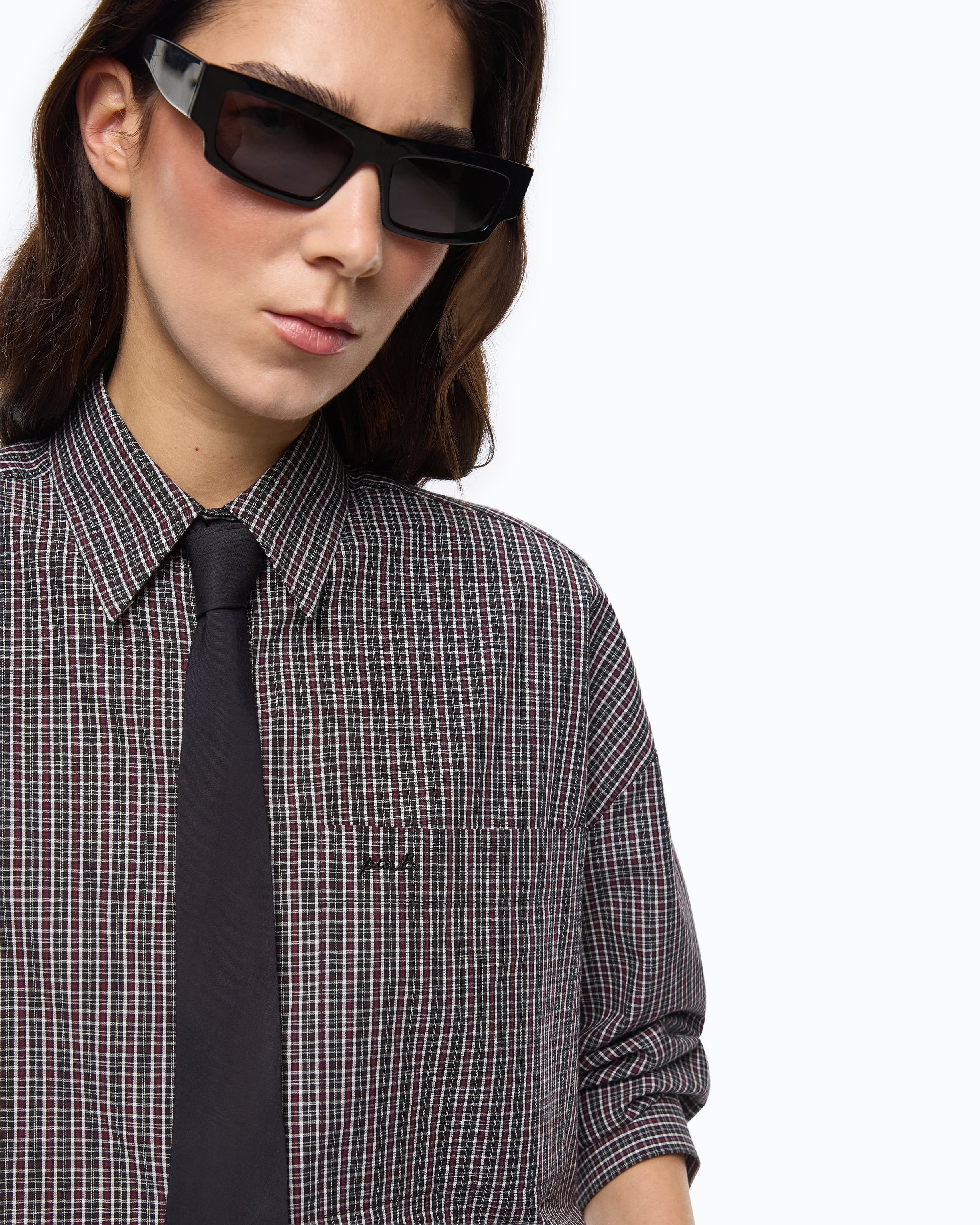 Pinko 107453A3FQ - Camicia cropped a quadretti con cravatta
