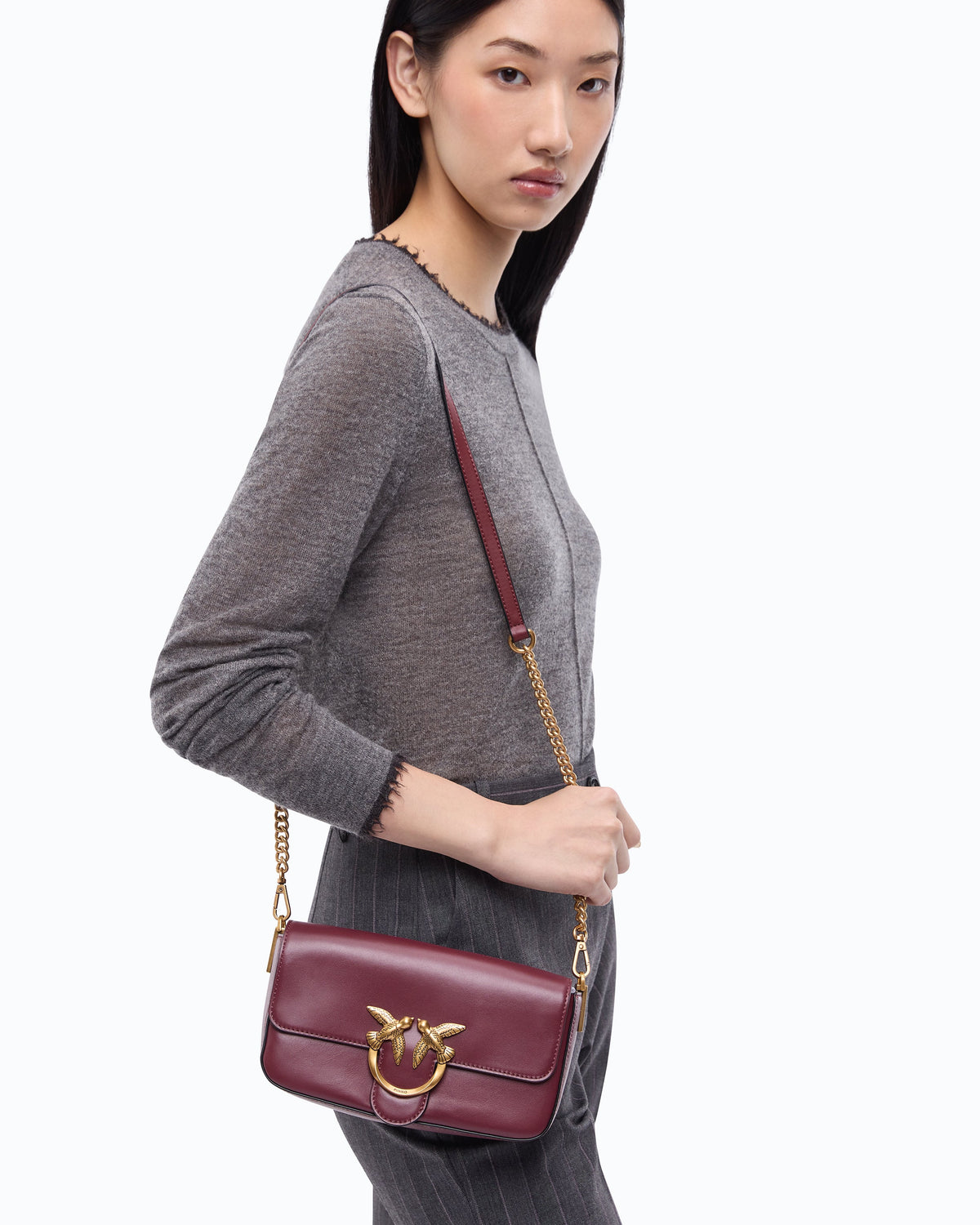 Pinko 107924A2JG - Petit sac bandoulière Love One Slouchy en cuir lisse