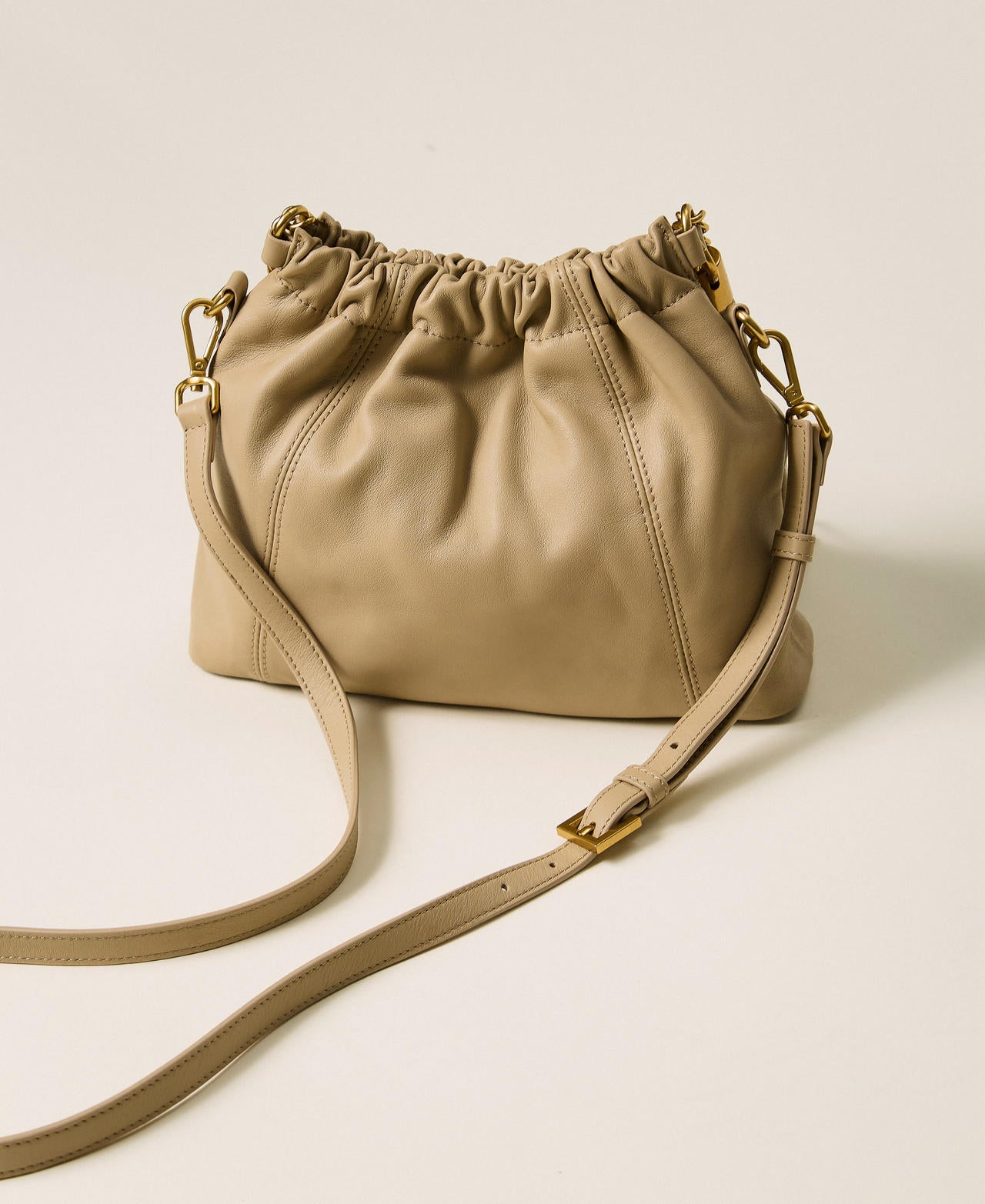 Twinset 262TD8181 - Borsa a tracolla in pelle con arricciatura