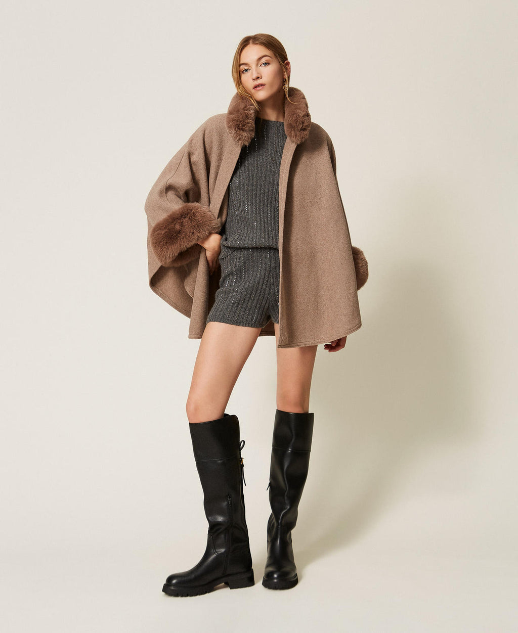 Twinset 262TO5730 - Poncho in panno con faux fur