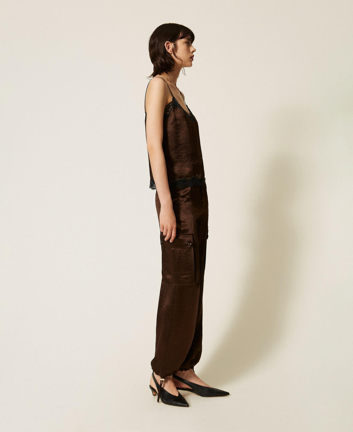 Twinset 262TP2101 - Pantaloni cargo in raso froissé