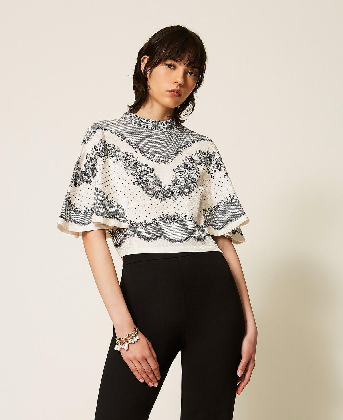 Twinset 262TP267A - Blusa in raso jacquard a fiori e pois