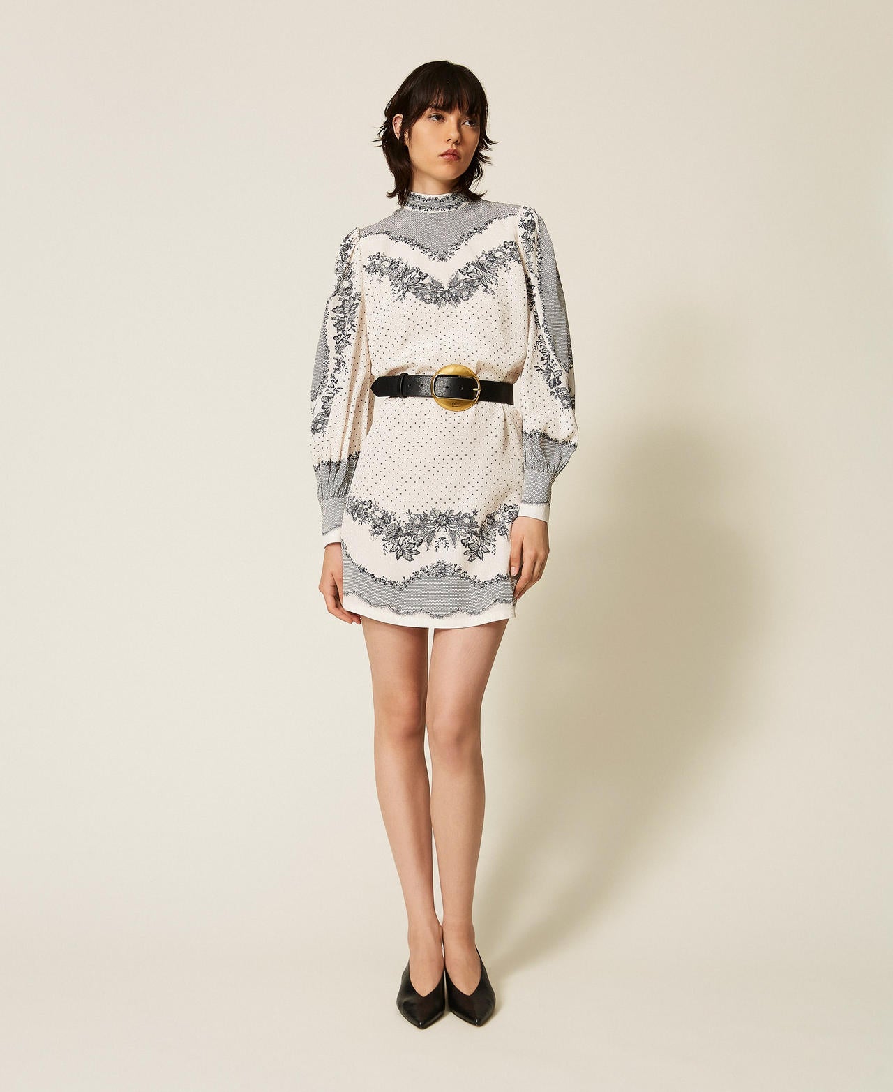 Twinset 262TP267C - Abito corto in raso jacquard a fiori e pois