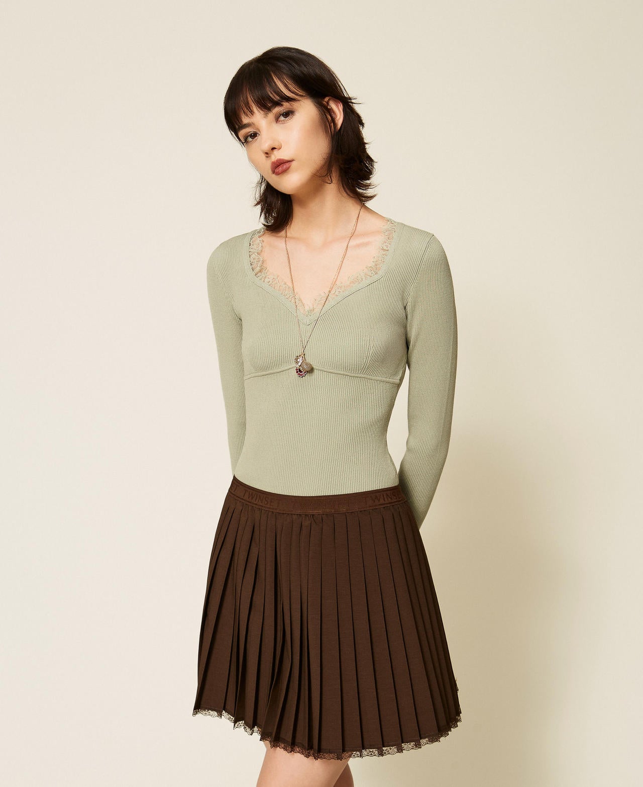 Twinset 262TP3390 - Maglia fitted con pizzo