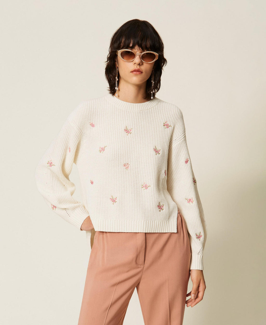 Twinset 262TP3410 - Maglia a coste in misto lana con ricamo floreale