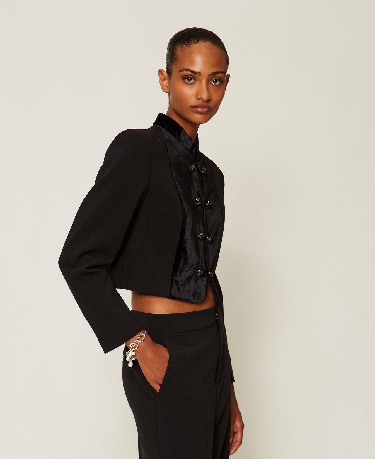 Twinset 262TT2422 - Giacca spencer in crêpe e velluto