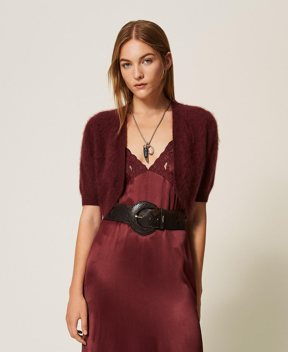Twinset 262TT3022 - Coprispalle in misto lana spazzolata