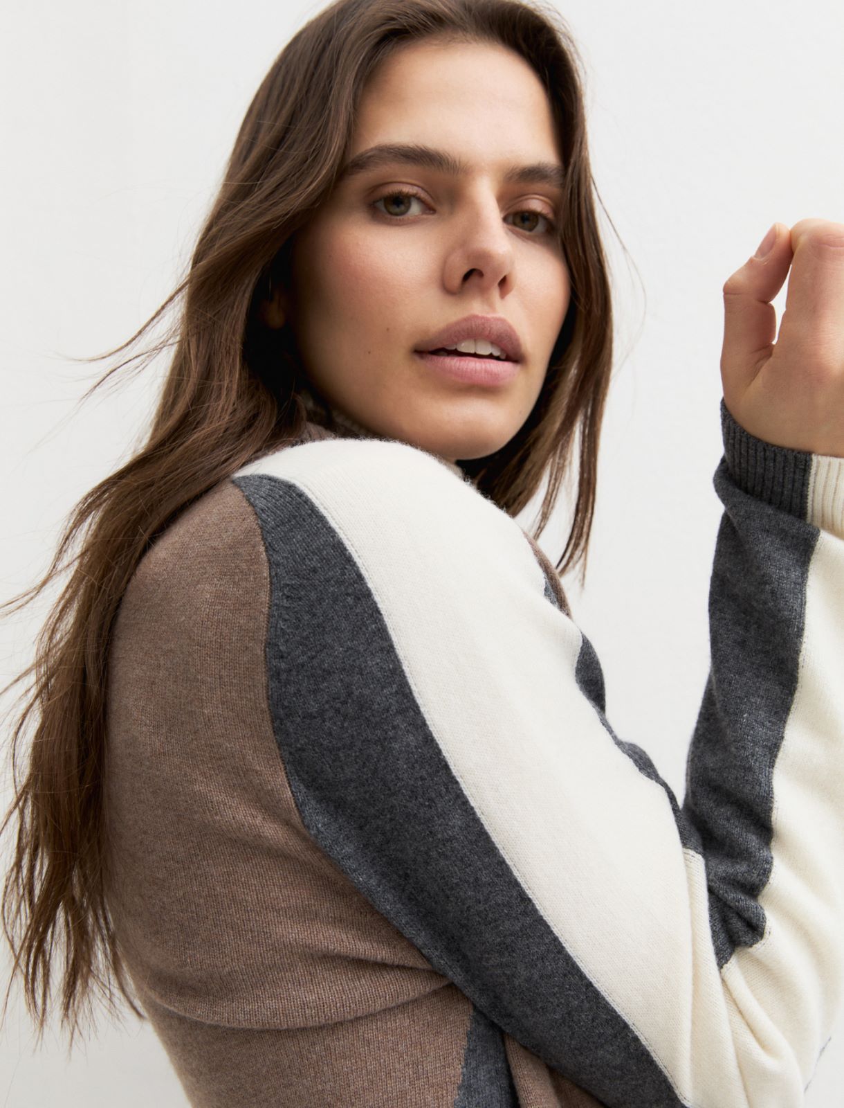Emme Marella EMMBABA - Maglia a collo alto in lana e cashmere - Vista 3