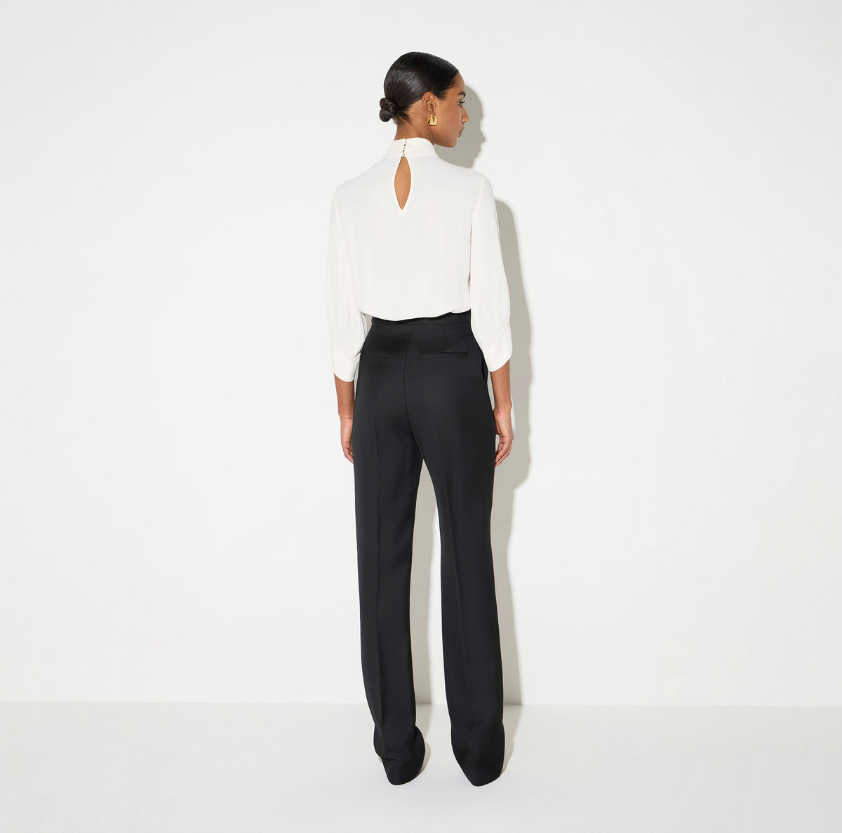 Elisabetta Franchi CA17866E2 - Blusa in georgette con cravattino
