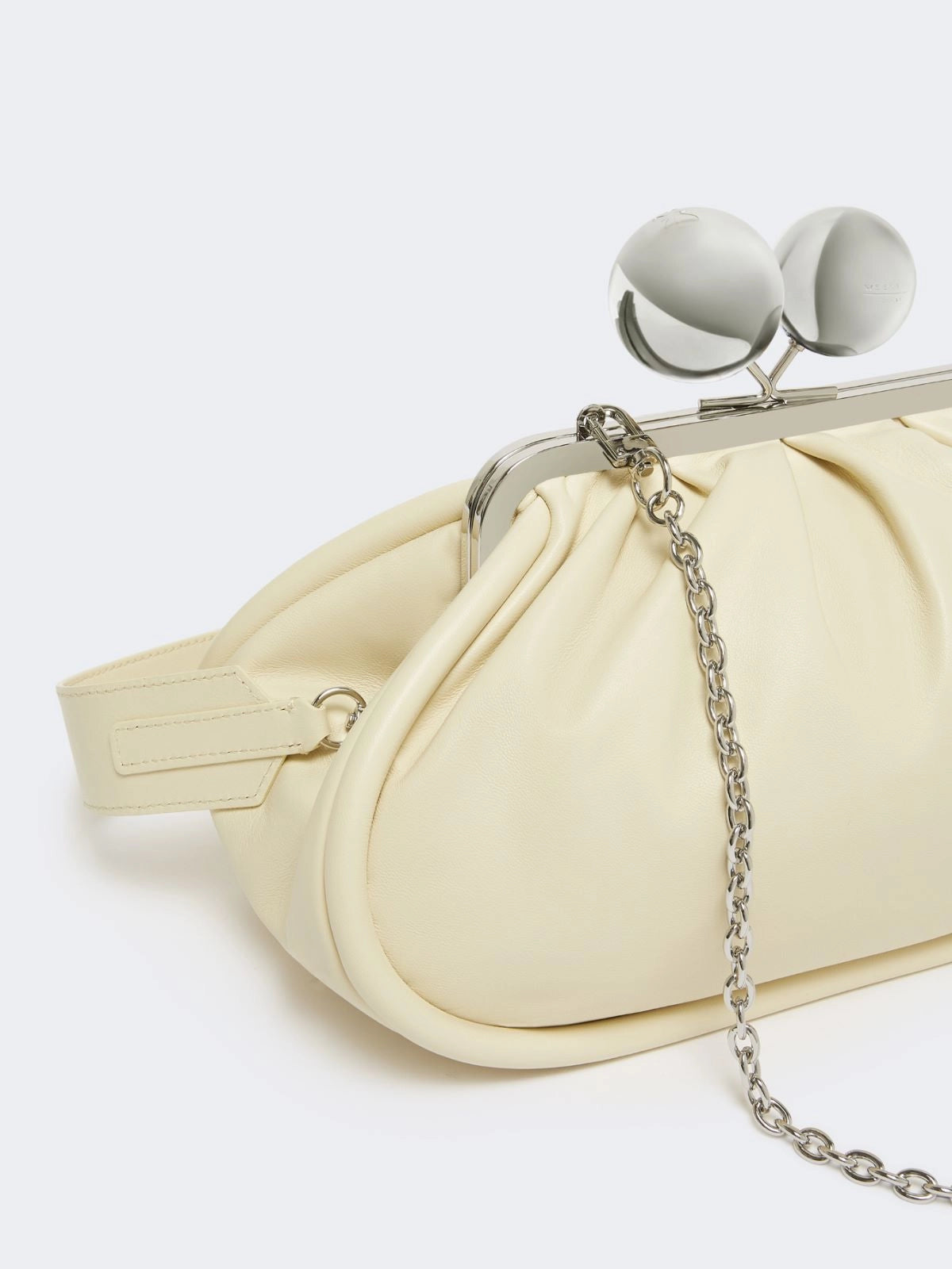 Weekend Max Mara MILVANEW - Pasticcino Bag medium in nappa lucida - Panna