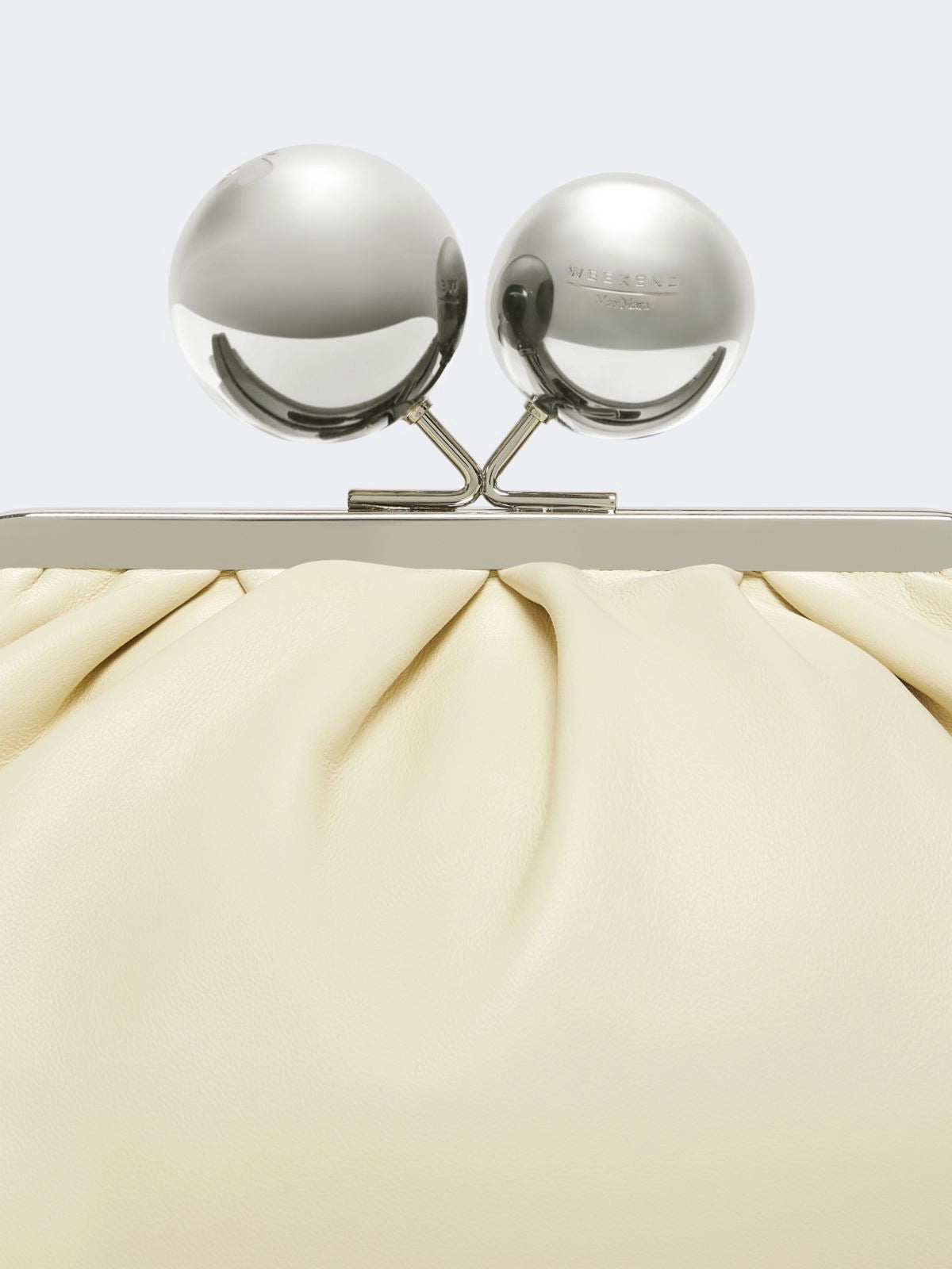 Weekend Max Mara MILVANEW - Pasticcino Bag medium in nappa lucida - Panna